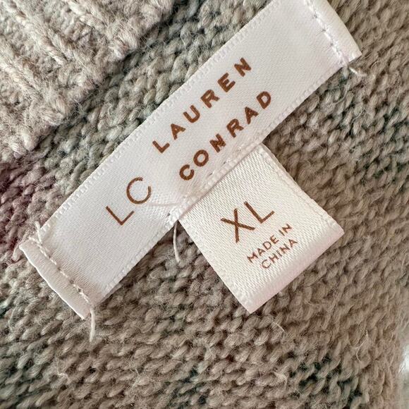 Lauren Conrad Cottage Core Vintage Style Floral Sweater - Picture 4 of 5